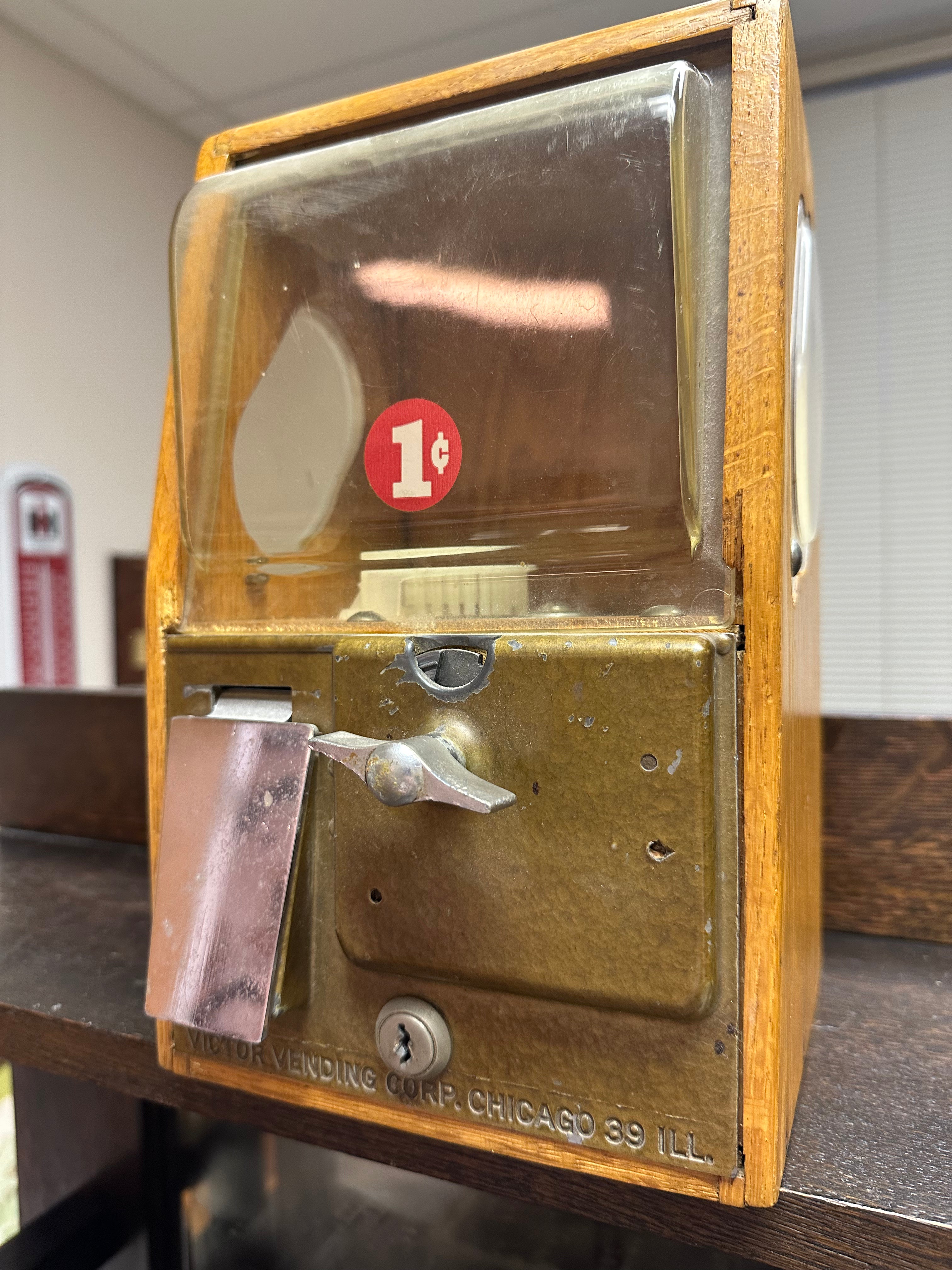 Antique candy dispenser – Professor Picker